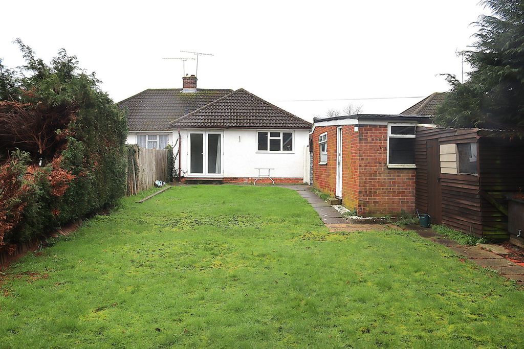 Property photo 2 of 13