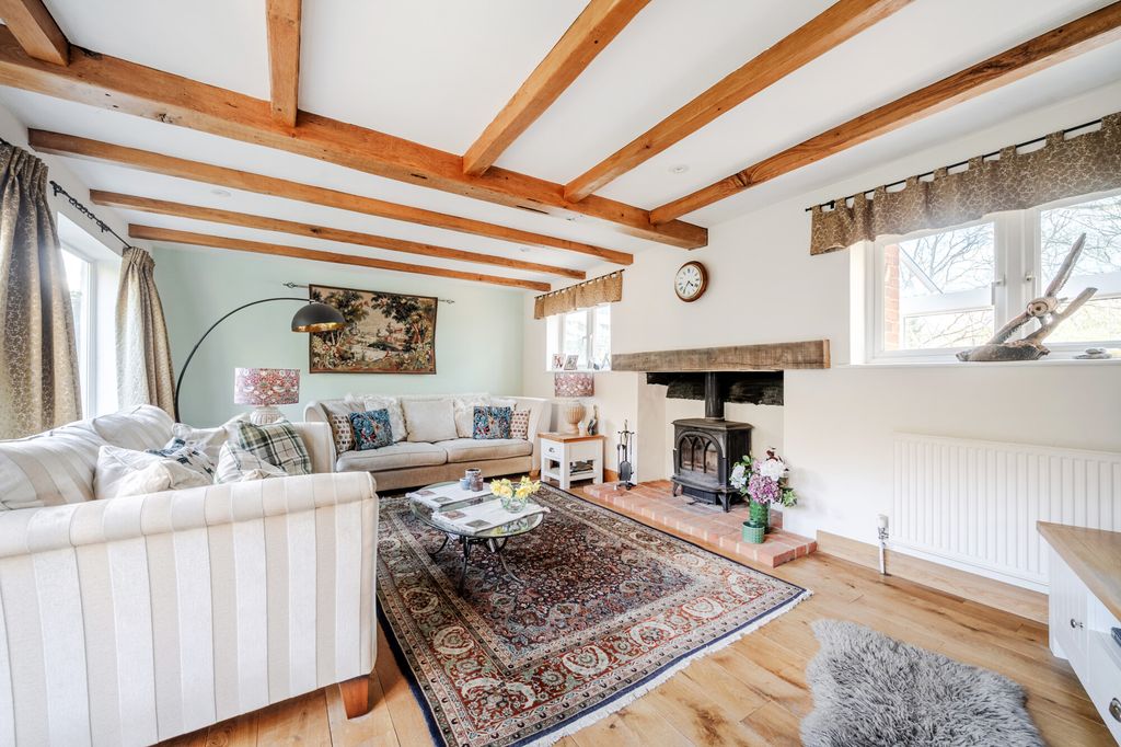 Property photo 2 of 13