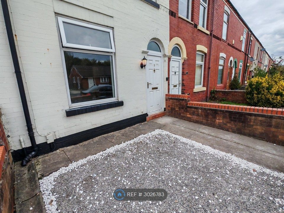 Property photo 2 of 18