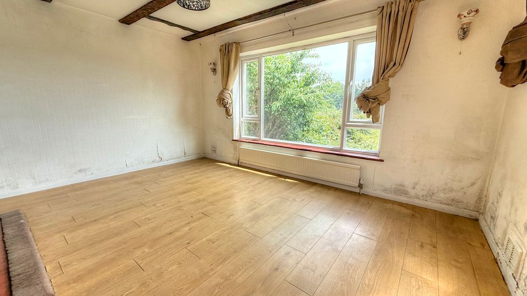 Property photo 3 of 11 Image8_Smooth