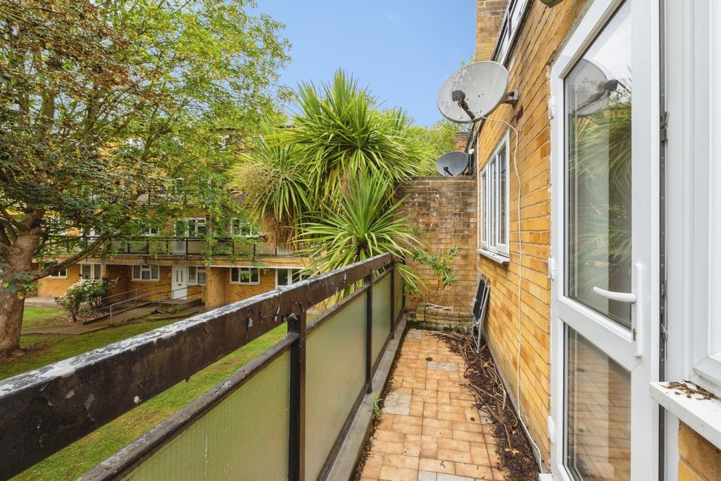 Property photo 3 of 19 Pbox-Img.Jpg