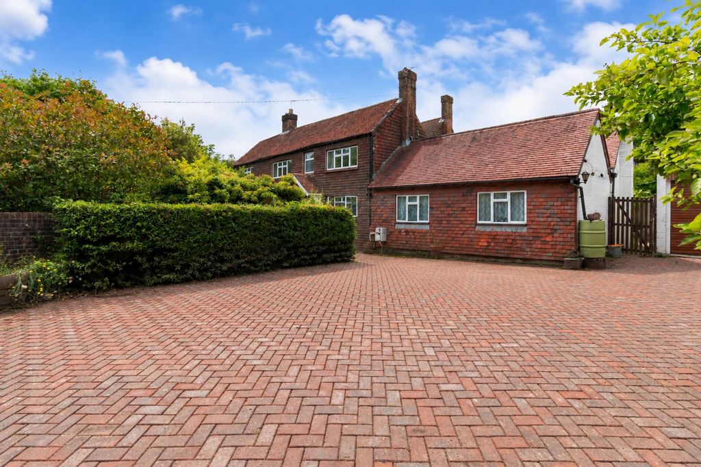 Property photo 1 of 34