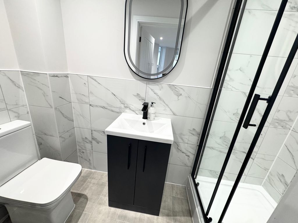 Property photo 3 of 11 Image