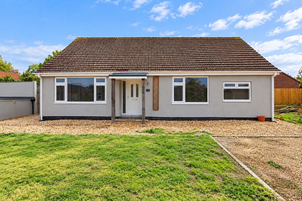 Property photo 2 of 9 5895273