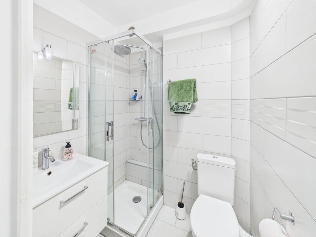 Property photo 3 of 6 B16504F06Adc16B3Ef686B1E79Bfe117_Cbdaa232c7_1920-Big