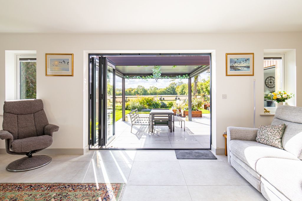 Additional image 16 of 4 bed detached bungalow for saleOak Tree Meadow, Dereham NR19