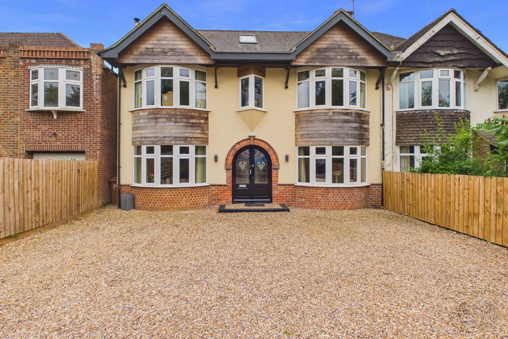Property photo 1 of 35