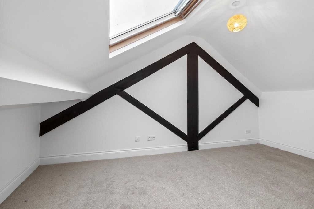 Property photo 2 of 17 Pnmb0569.Jpg