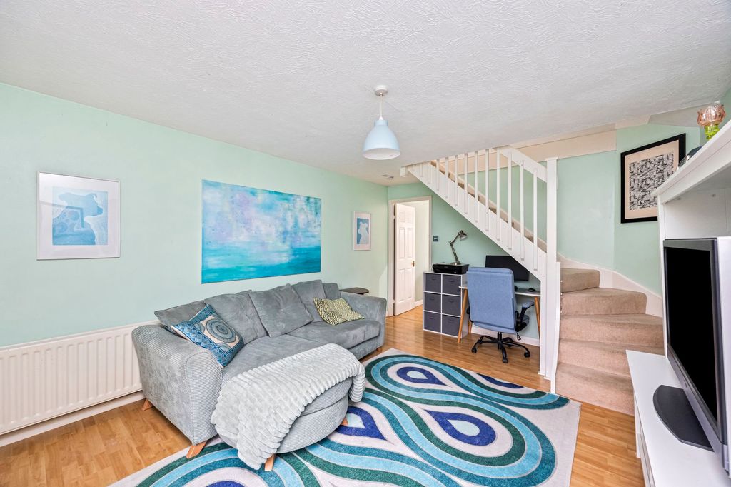 Property photo 3 of 19