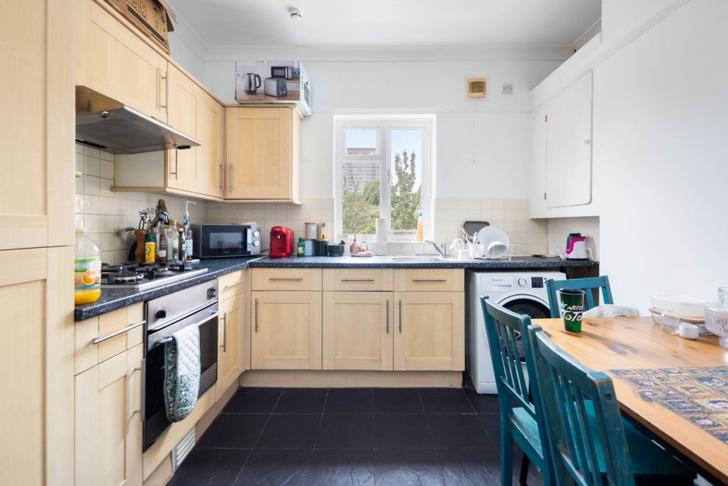 Property photo 3 of 15 Kitchen