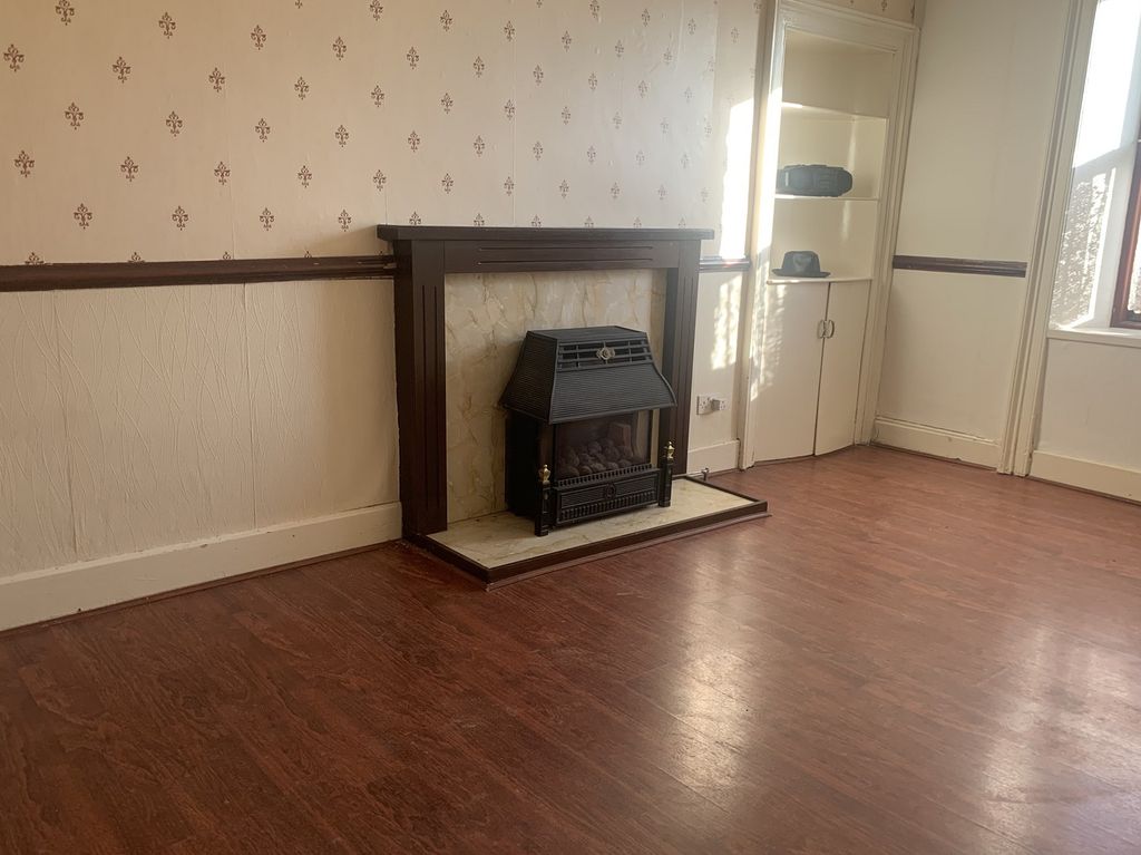 Property photo 3 of 21 Not Specified