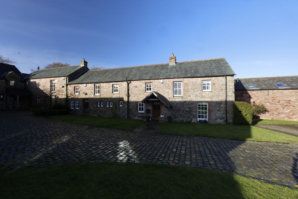 Property photo 1 of 19 Front View