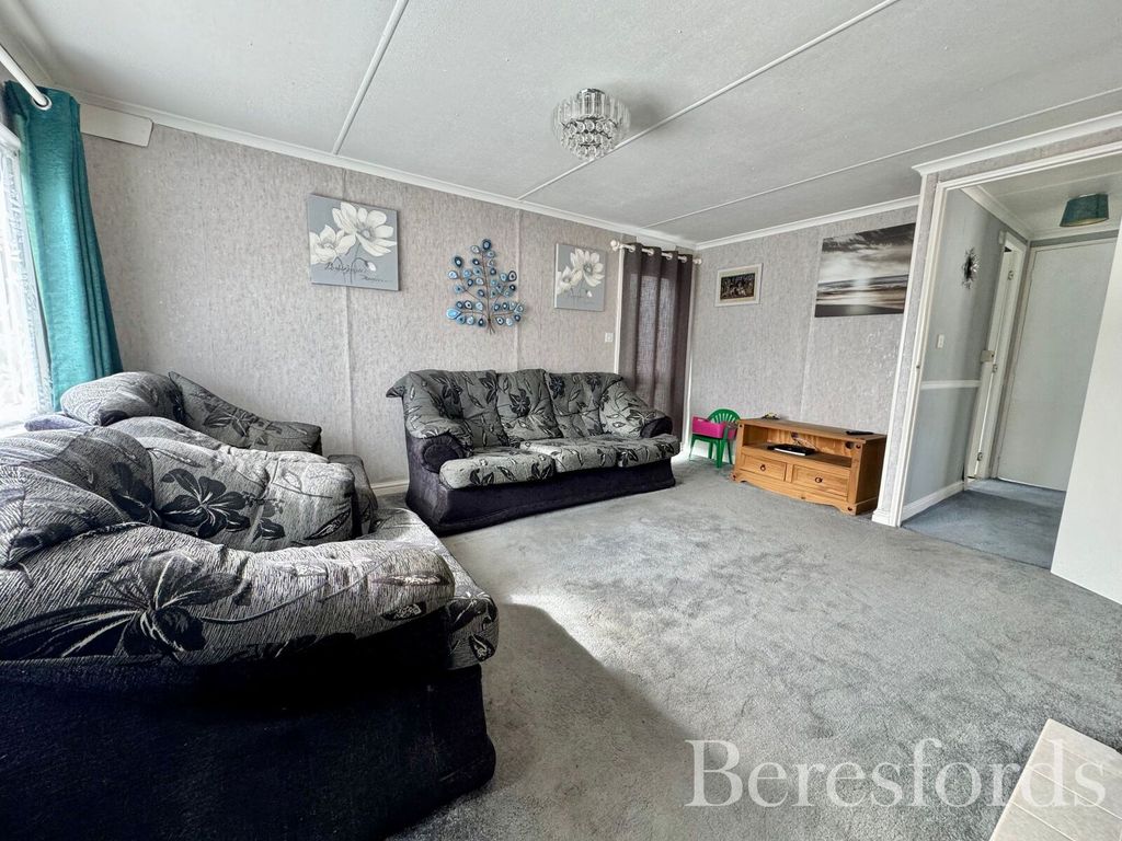 Property photo 3 of 13 Picture 3