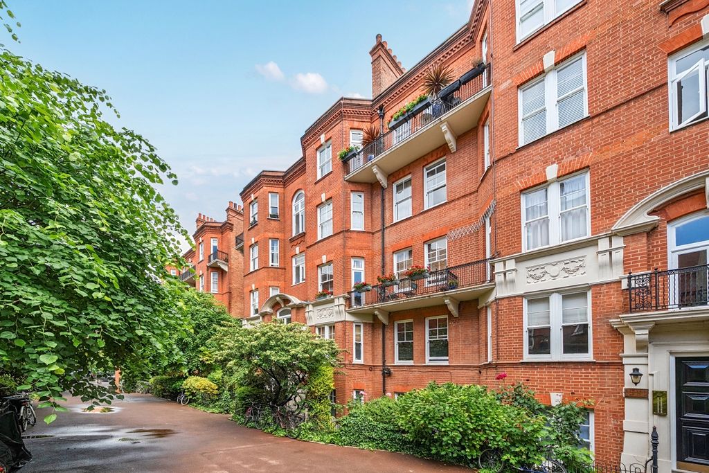 Property photo 1 of 9 1-6A1Eff6396E88-1...