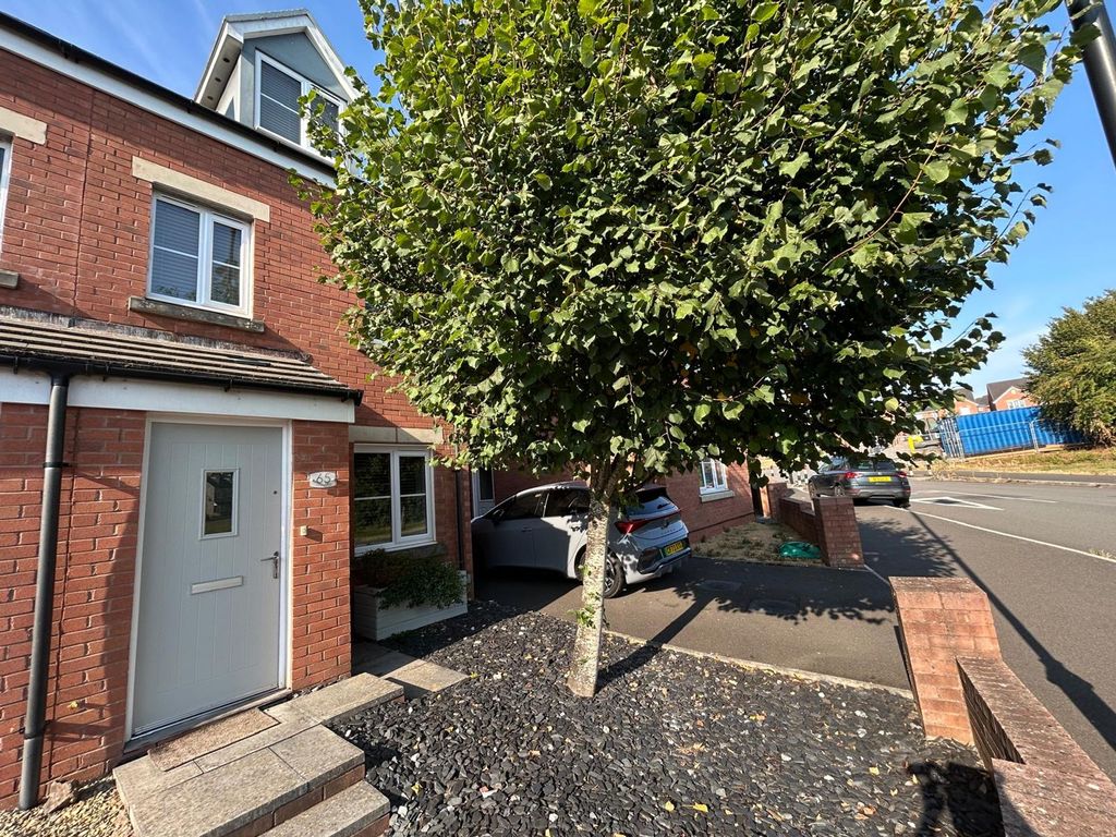Property photo 1 of 38