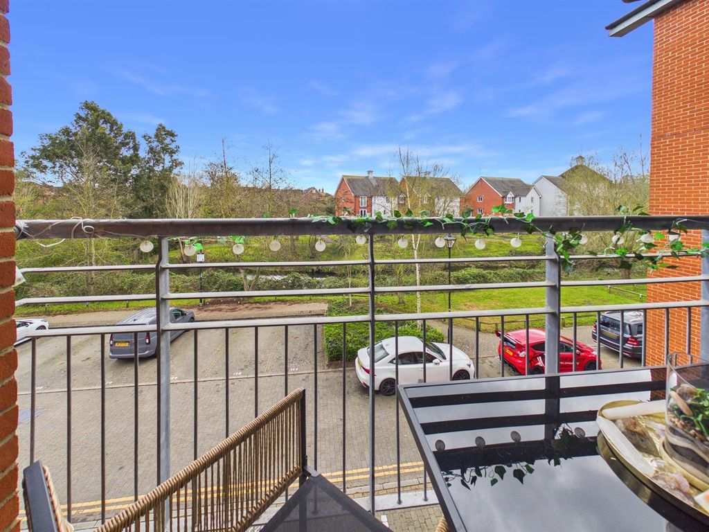 Property photo 2 of 15 Outside