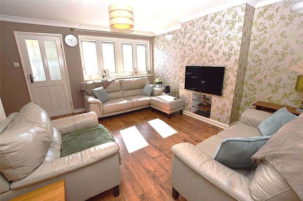 Property photo 3 of 20 Picture No. 04