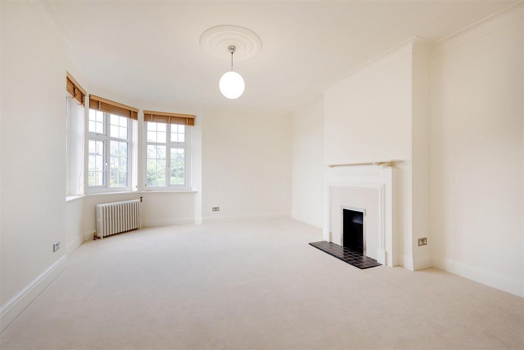 Property photo 2 of 12 53299_Hi_Res_ (3).Jpg