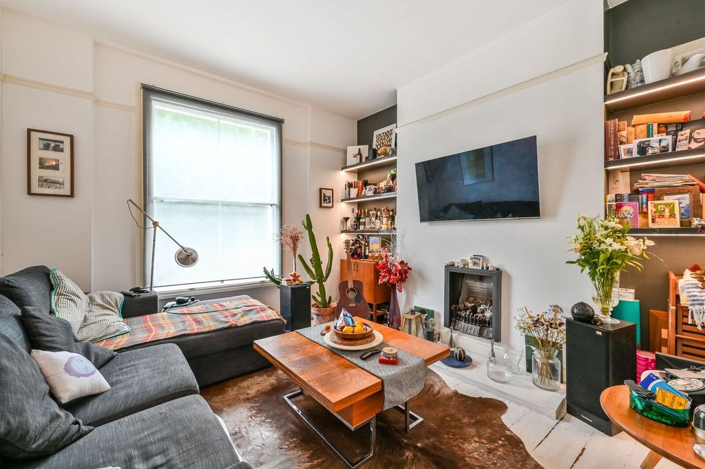Property photo 2 of 7