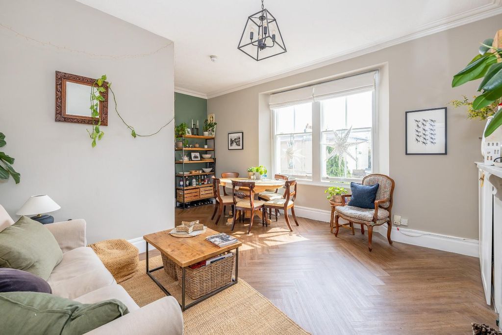 Property photo 3 of 16 014A8161-Hdr.Jpg