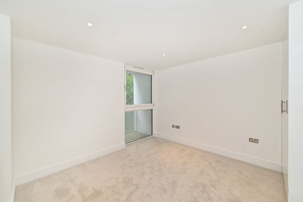 Property photo 3 of 7 Picture No. 07