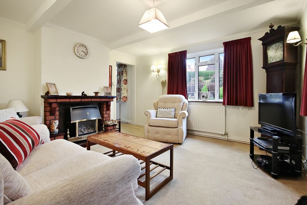 Property photo 3 of 12