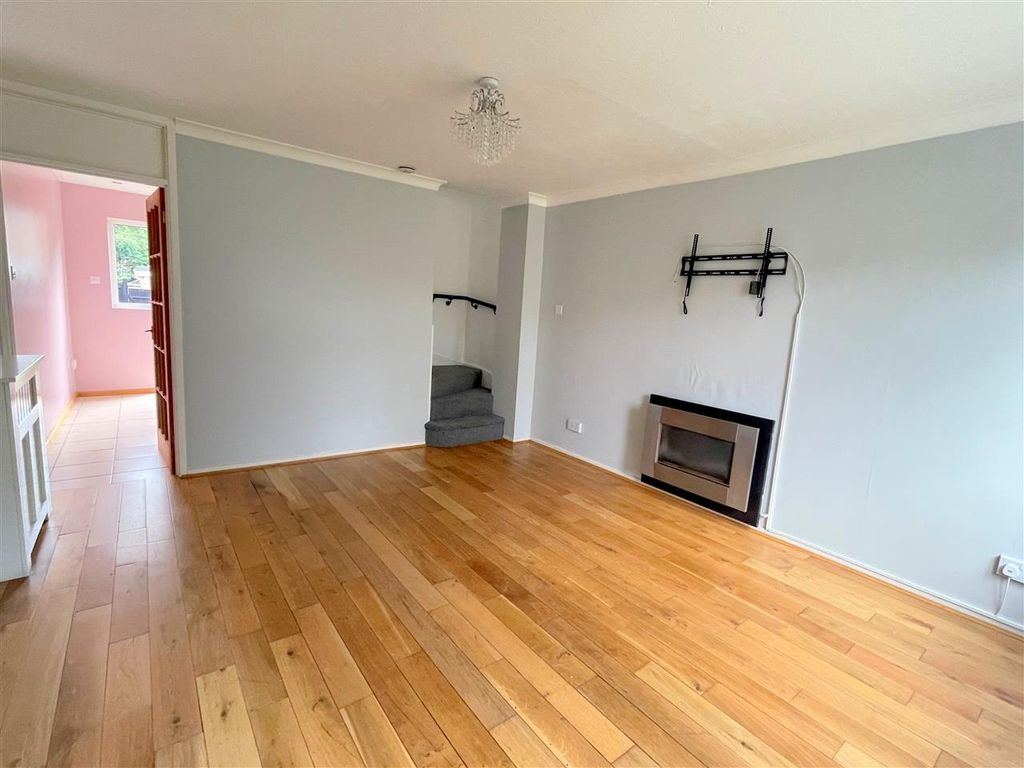 Property photo 3 of 23