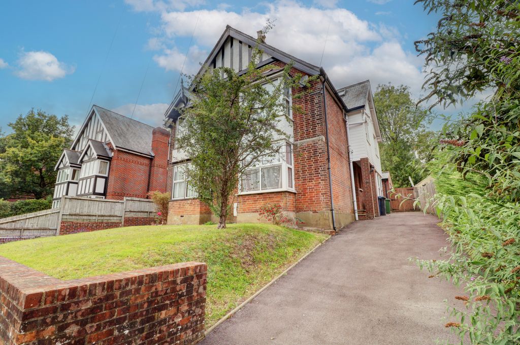 Property photo 1 of 6 Picture No. 08