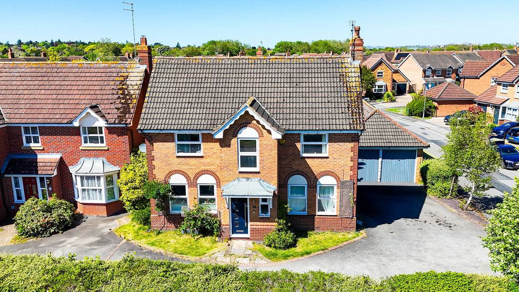 Property photo 1 of 18