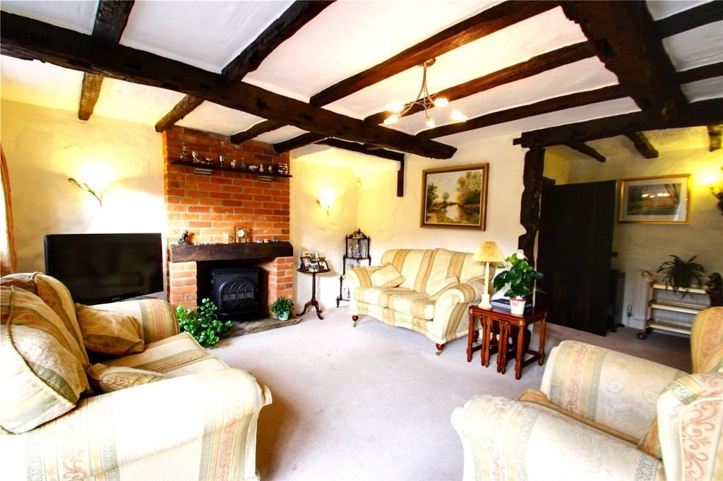 Property photo 2 of 26 Picture No. 32