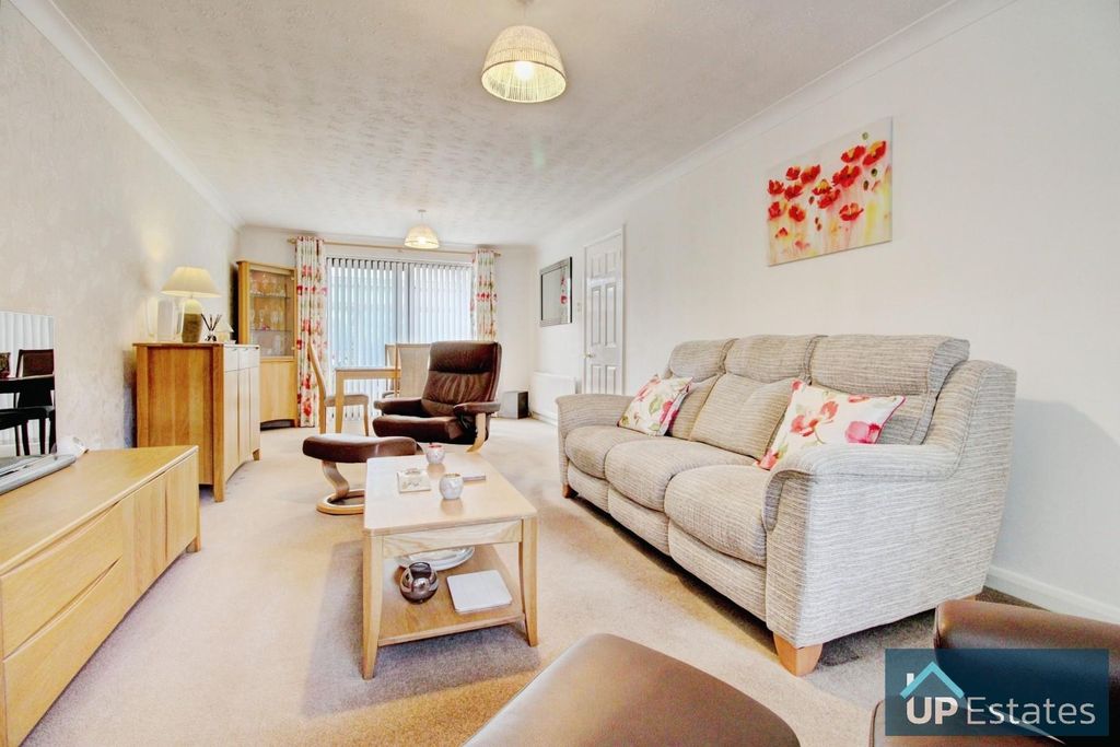 Property photo 3 of 31