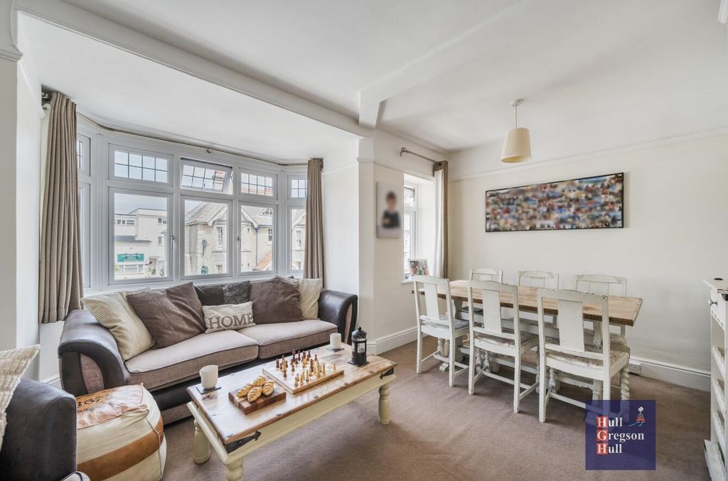 Property photo 3 of 26 7A87338A-2A30-4568-9062-3349Cb1c8c94.Jpg