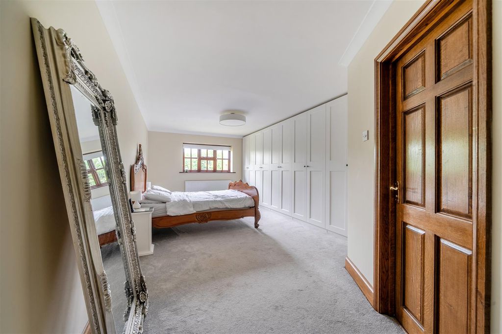Additional image 14 of 7 bed detached house for saleHeadley Road, Liphook GU30