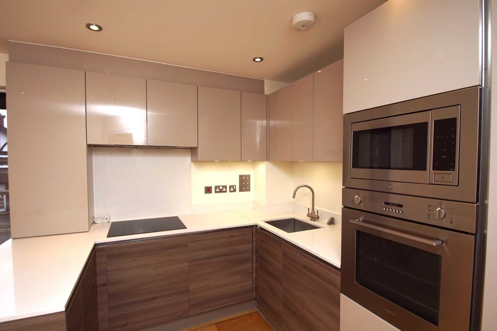 Property photo 2 of 9 Photo