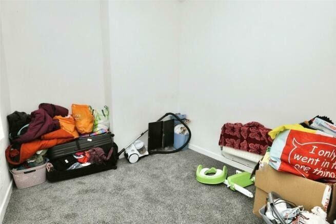 Property photo 3 of 7 4619712