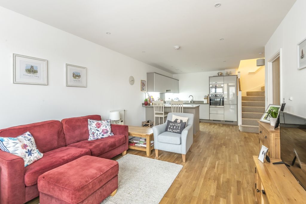 Property photo 1 of 23 4