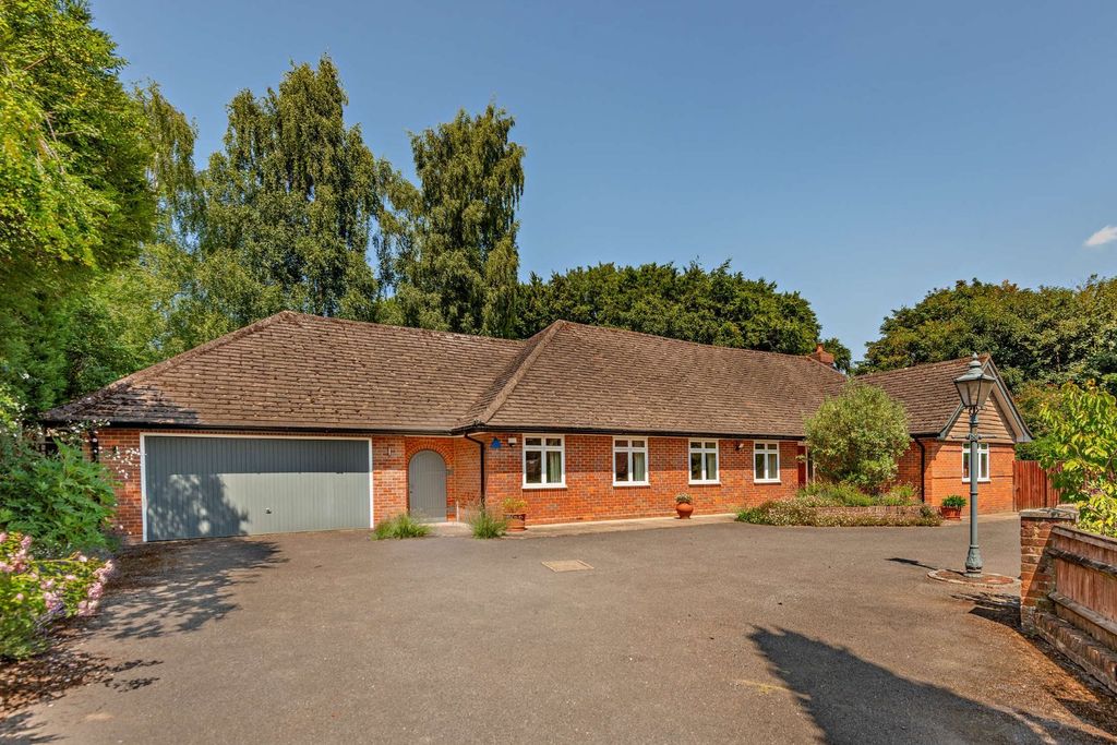 Property photo 1 of 33 Picture No. 18