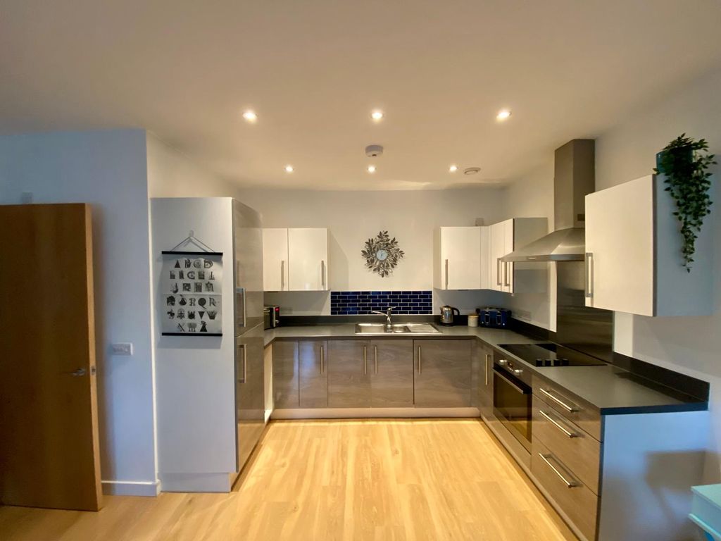 Property photo 1 of 10 1000041695.Jpg
