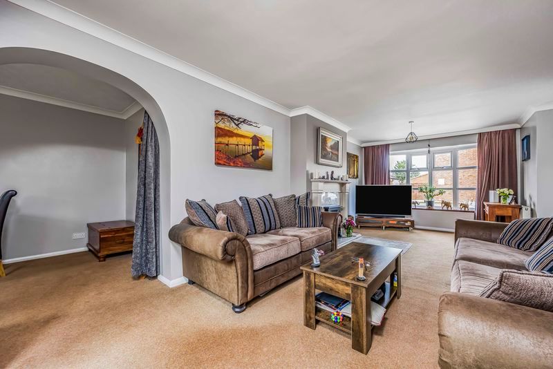 Property photo 3 of 17 Photo 35