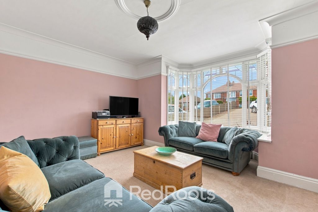 Property photo 3 of 32 5269043