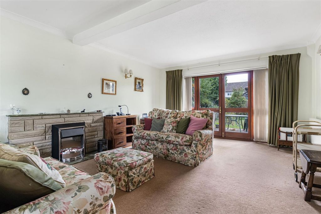 Property photo 3 of 21 39_94133.Jpg
