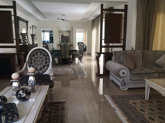 Property photo 3 of 28