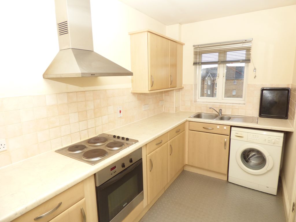 Property photo 1 of 10 Kitchen