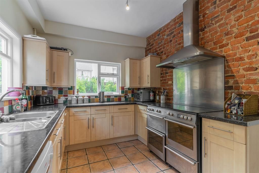 Property photo 2 of 23 Picture 2