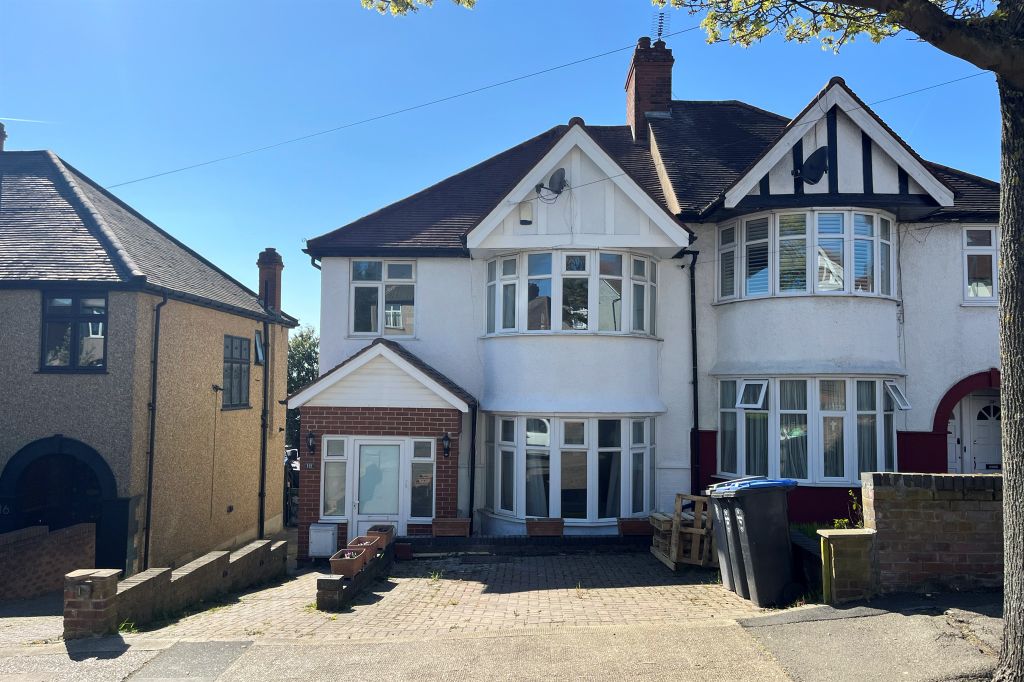 Property photo 1 of 27