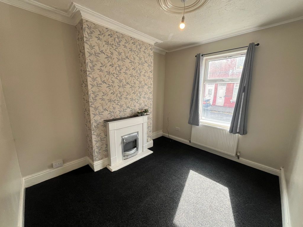 Property photo 2 of 13 Img-20250901-Wa0026