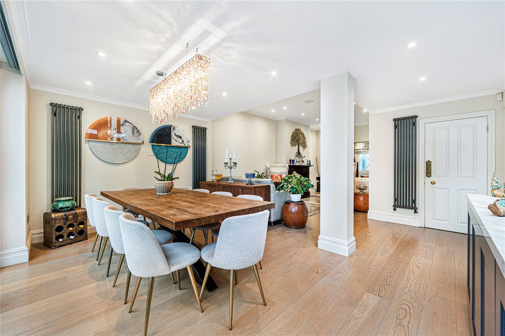 Property photo 1 of 26 Picture No. 11