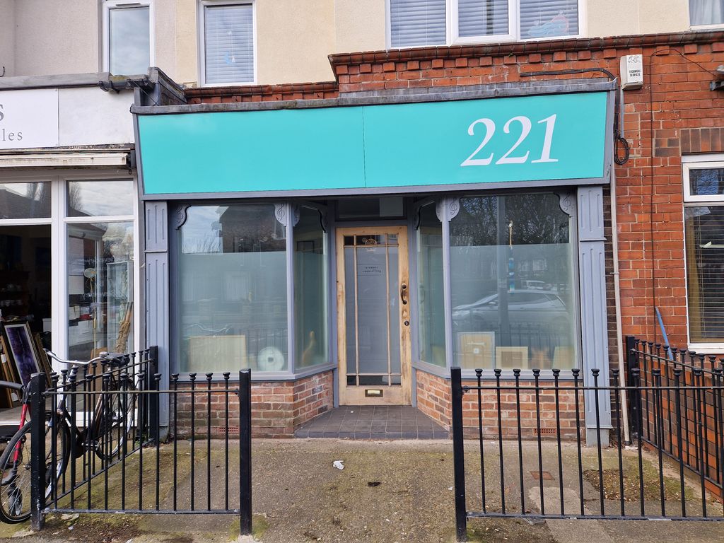 Property photo 1 of 5