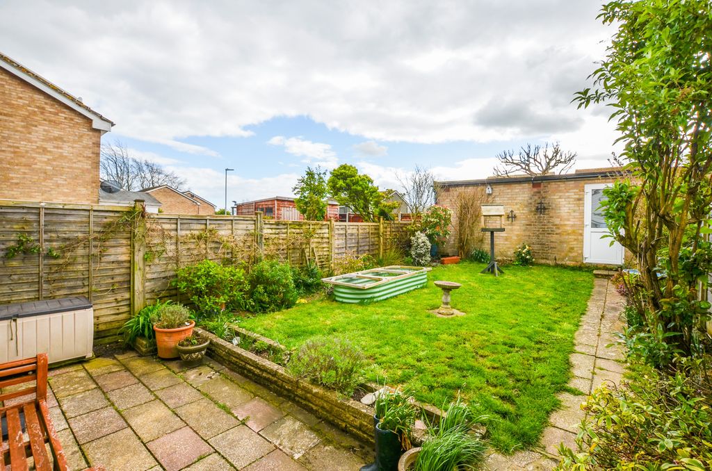 Property photo 2 of 19