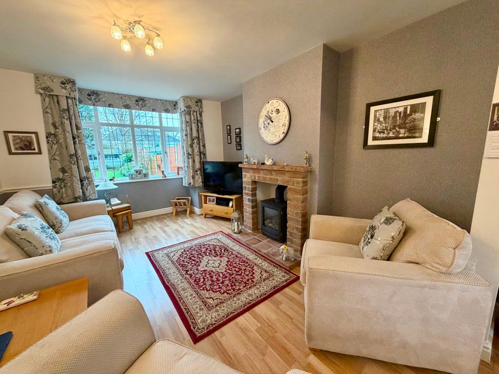 Property photo 2 of 26